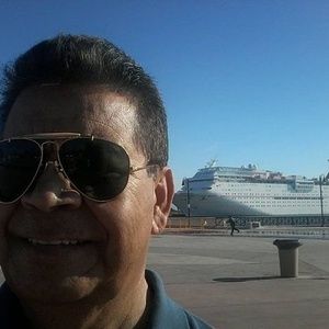 Meet your Posher, Noel